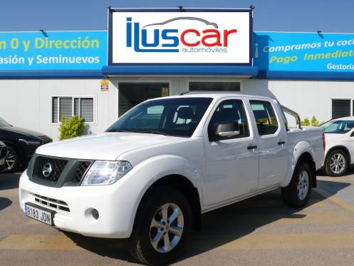 Nissan Navara PICK UP 2.5 DCI FE DOBLE CABINA segunda mano todoterreno en Madrid