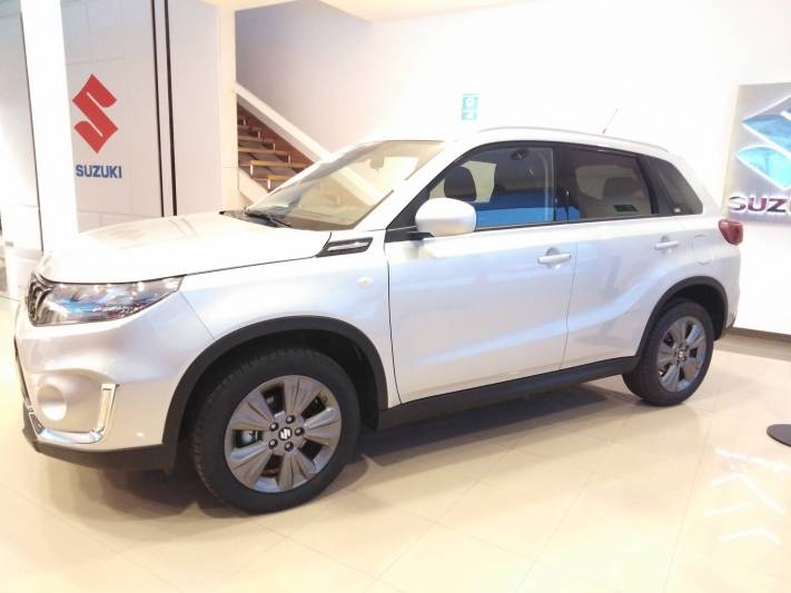 Suzuki Vitara 1.4T GLE MILD HYBRID 16V 4X2 1 segunda mano